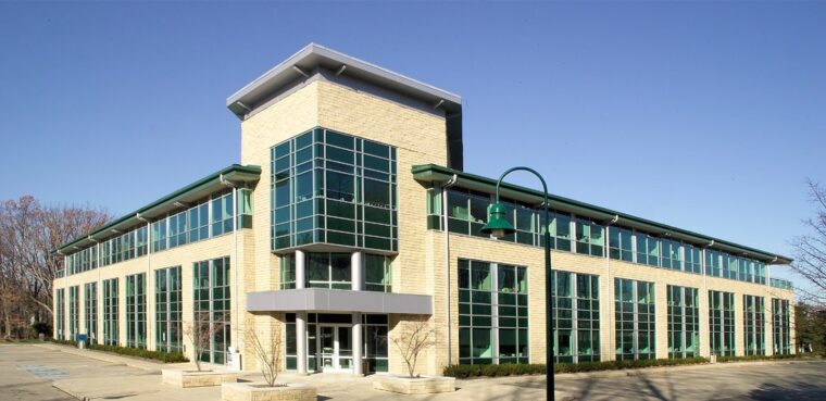 entrance to 7100 office building in independence, oh