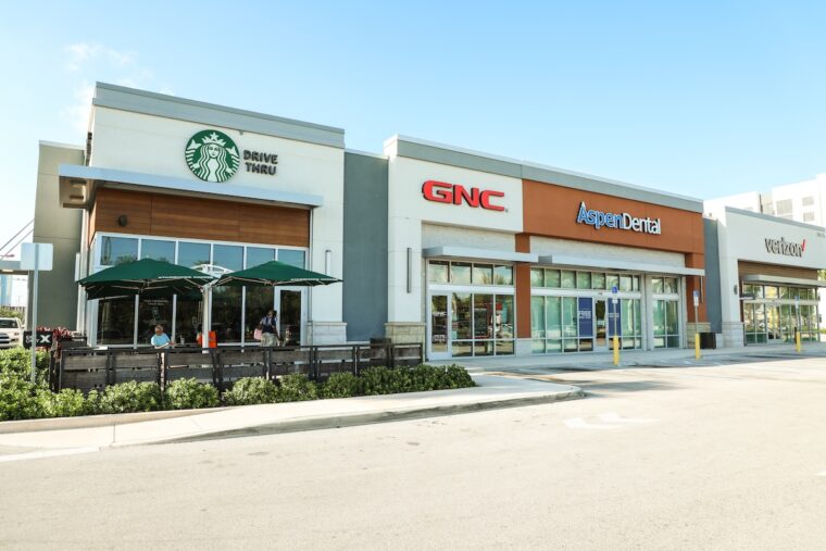 Retail stores at Dania Pointe