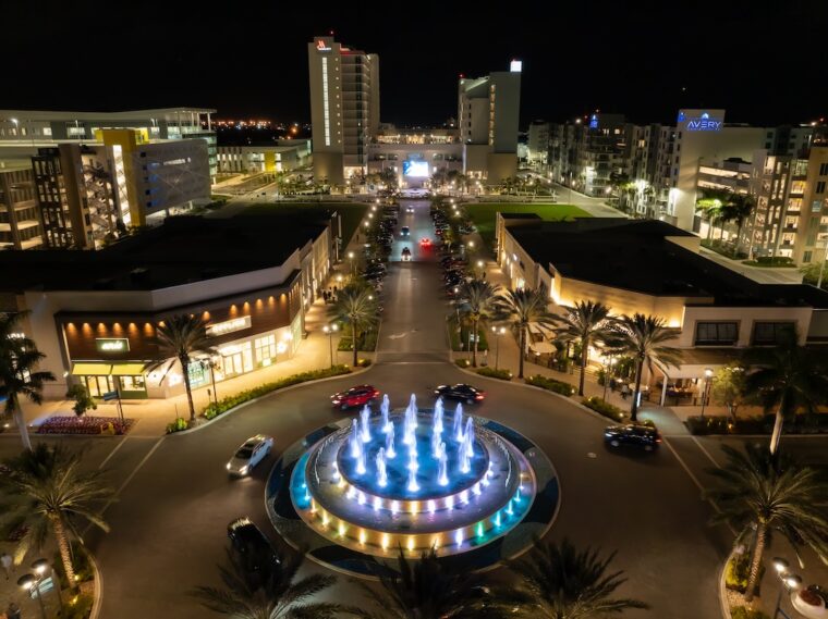 An aerial view of the Dania Pointe fountain