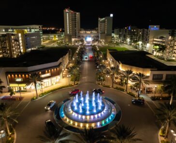 Plaza at Dania Pointe