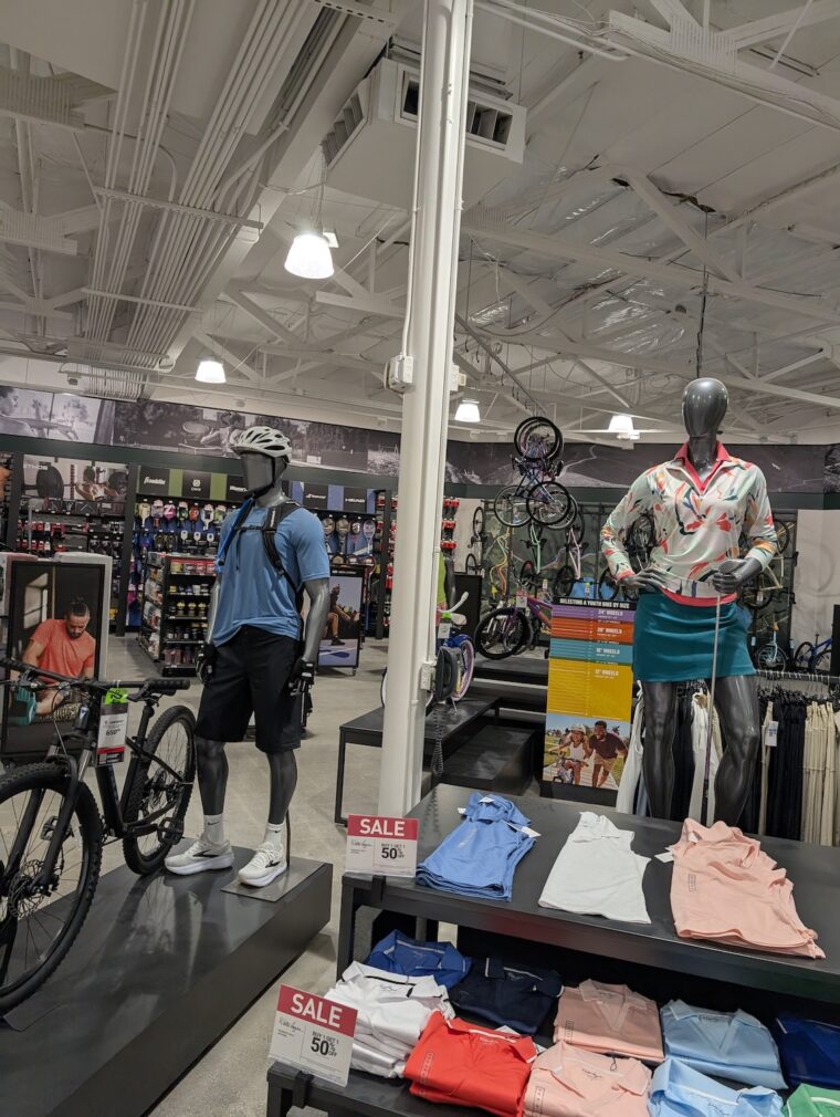 Mannequins inside Dick's Sporting Goods