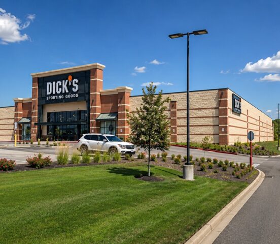 An exterior view of Dick's Sporting Good's from the parking lot