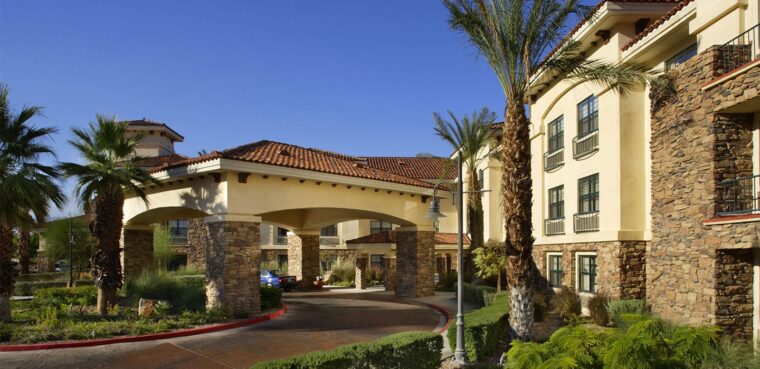 entrance at extended stay in palm springs