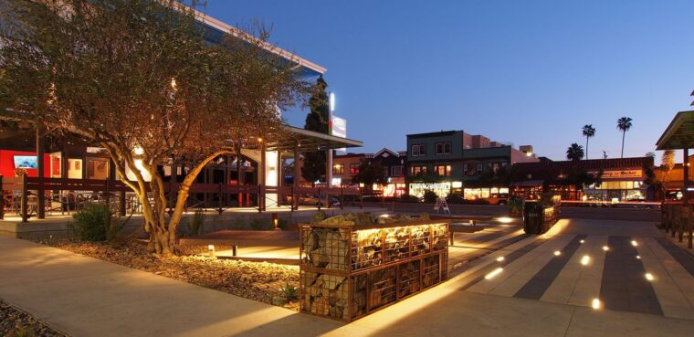 hillcrest urban block patio