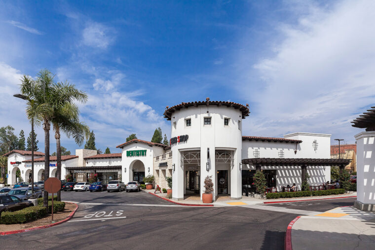 A shopping center in San Diego, CA