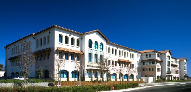street view of creekside plaza in San Leandro, CA