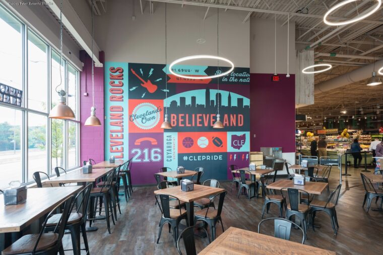 mural at Dave's Market