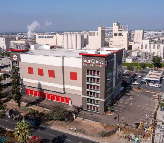 StorQuest in Van Nuys, CA