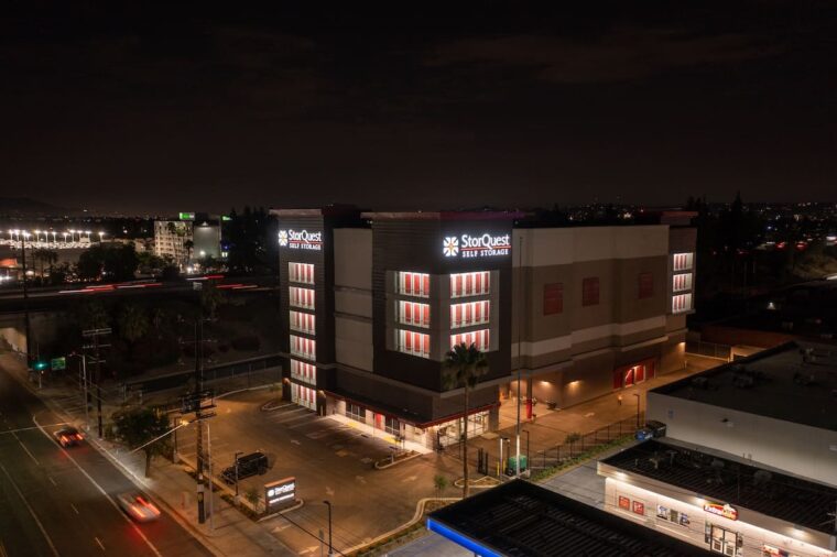 StorQuest in Van Nuys, CA