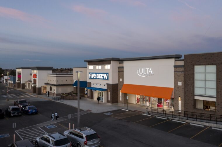 A shopping center in Centennial, Coloardo